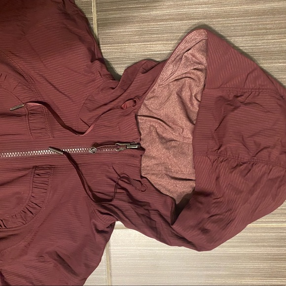Lululemon dance studio jacket < reversible - Picture 5 of 13